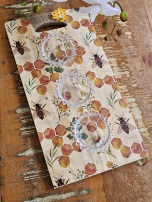 Tábua de Madeira Coleção Abelha Rainha